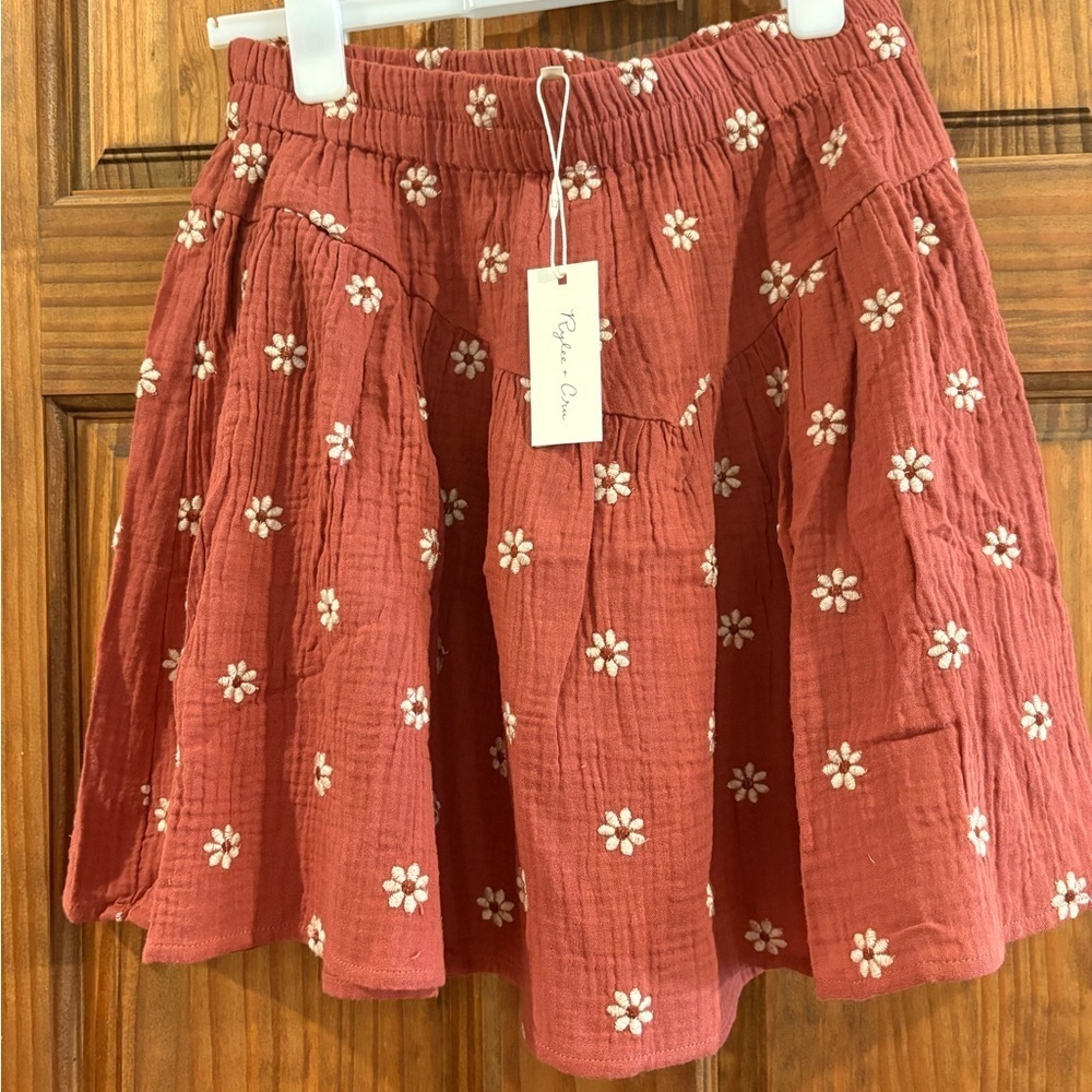 NWT - Rylee + Cru Francie blouse + Sparrow skirt Daisy embroidery set - Picture 2 of 4